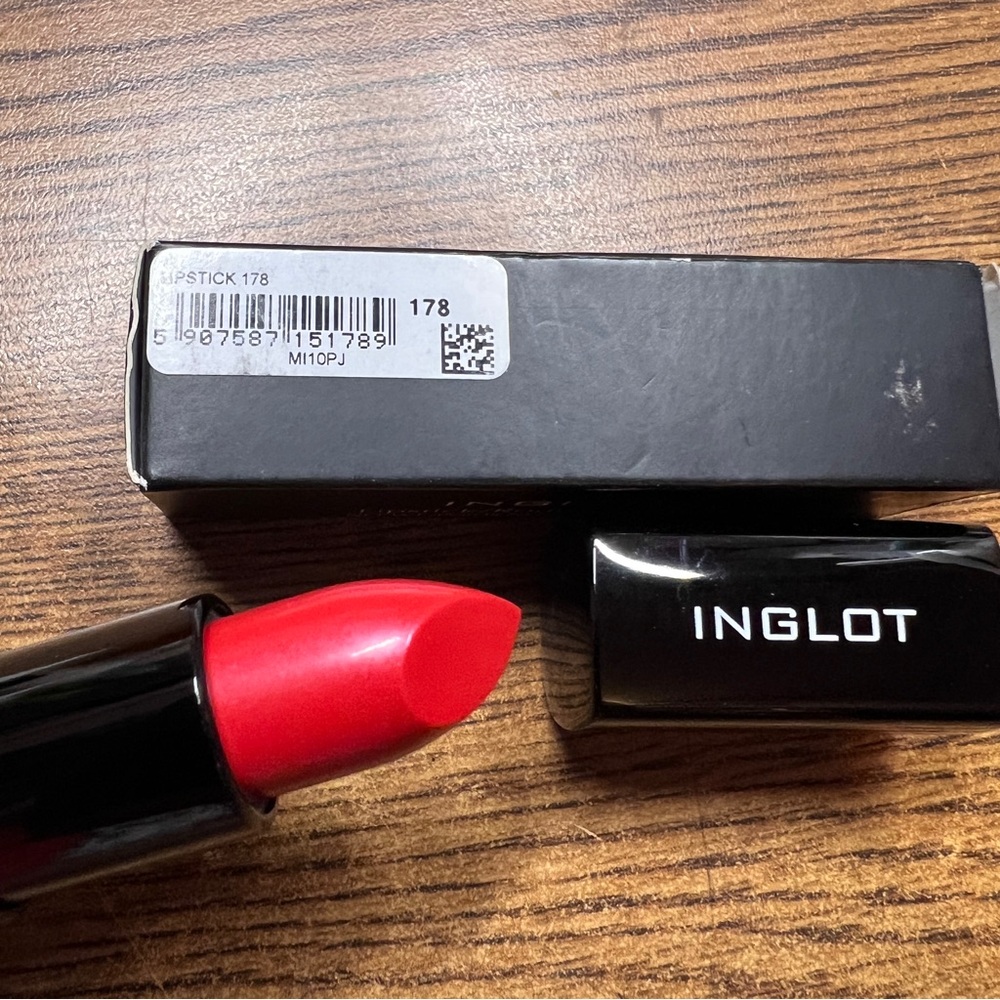 Inglot Red Lipstick #178